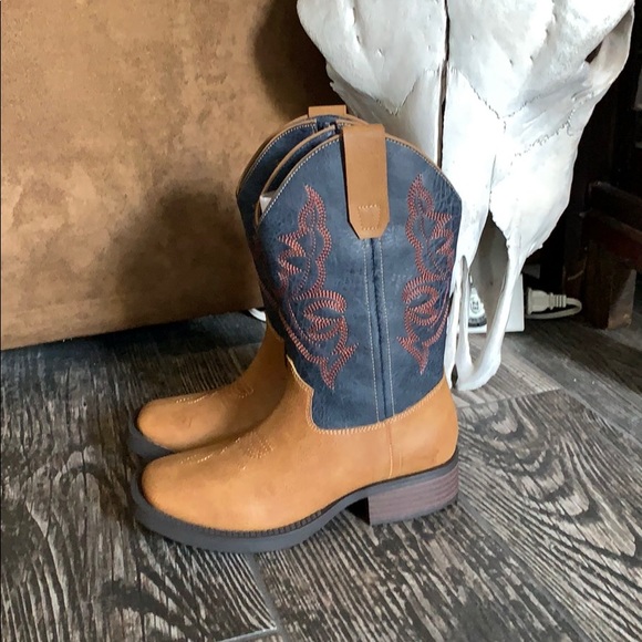 frye kids shoes